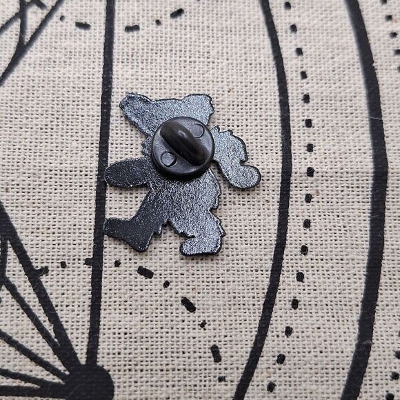 Grateful dead bear stick pin lapel accessory fashion statement - Picture 2 of 4